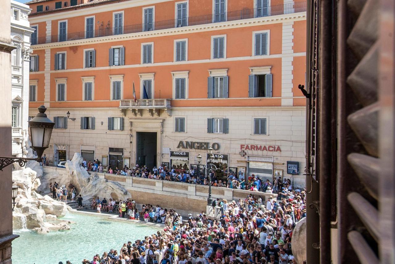 Апартаменты La Finestra Su Fontana Di Trevi - Charming View Рим Экстерьер фото